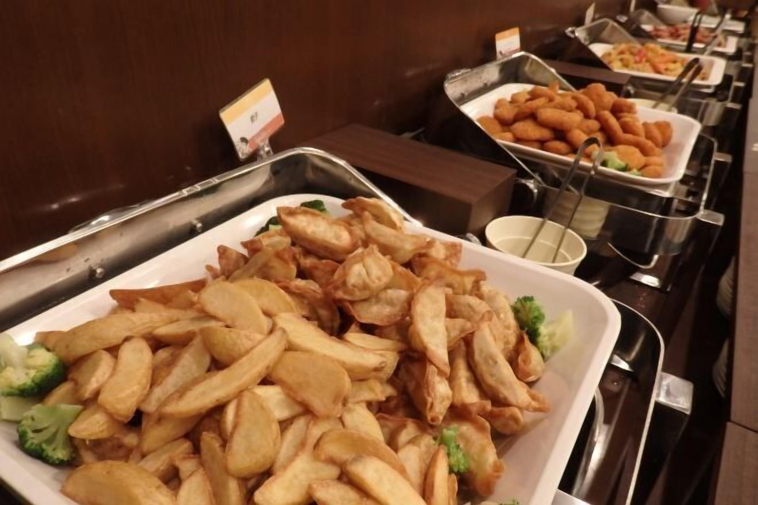الطعام والشراب