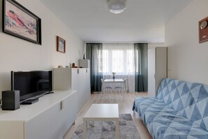 Classic Apartment, City View