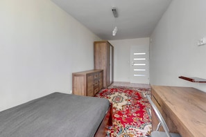 Classic Apartment, City View | 1 bedroom, hypo-allergenic bedding, iron/ironing board, free WiFi