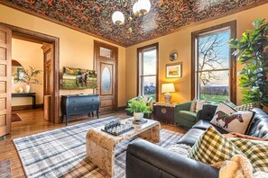 TV connectée, jeux vidéo, écrans d'ordinateur