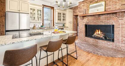 Lux Estate-Poker Room-Hot Tub-near Bourbon Trail
