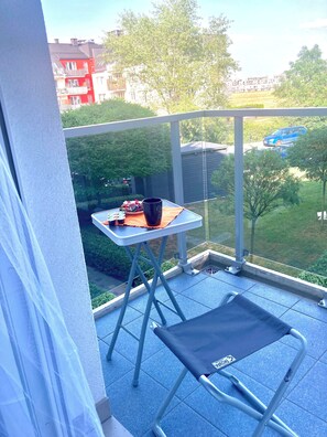Outdoor dining - Modern Calm Srudio, Wroclaw  (Wroclaw)
