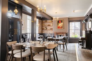 Restaurant - The King  (Fowey)