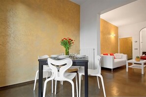 Imagen sin descripción, 5 de 15, botón