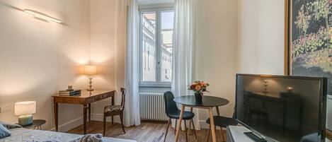 1 camera, ferro/asse da stiro, Wi-Fi, lenzuola