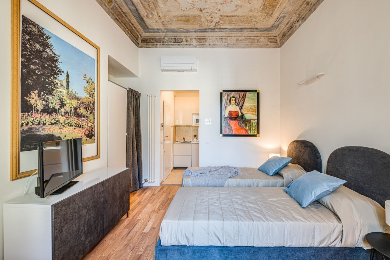 1 habitación, tabla de planchar con plancha, wifi y ropa de cama 