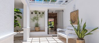 The gorgeous Villa Giraldez with a spectacular view over the Golf course