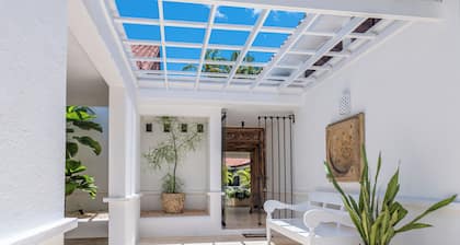 The gorgeous Villa Giraldez with a spectacular view over the Golf course