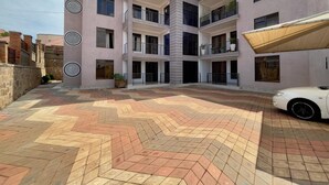 Balcony - Executive 2 Bed Apartment in Kigali Kagarama (Kigali)