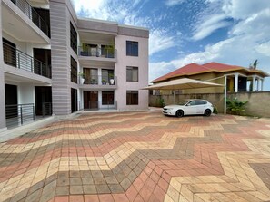 Apartment, 2 Bedrooms, Smoking, Balcony | Exterior - Executive 2 Bed Apartment in Kigali Kagarama (Kigali)