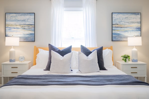 3 bedrooms, iron/ironing board, travel crib, free WiFi