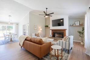 Älytelevisio, kirjoja