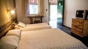 Basic Apartment, Private Bathroom | Laptop workspace, free WiFi