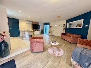 TV - Caporizon-villa Pommier-6 Personnes-jardin-terrasse-a la Campagne Proche Ville (Sanilhac)
