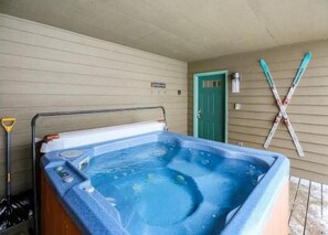 Bain à remous intérieur