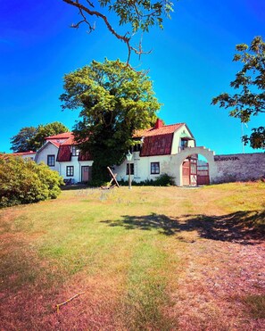 Exterior - Borgvik Gotland  (Katthammarsvik)