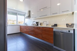 Apartment | 3 bedrooms - Olivais Balcony by Homing (Lisbon)