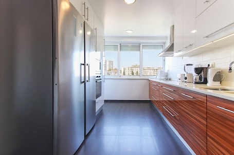 3 habitaciones . Olivais Balcony by Homing