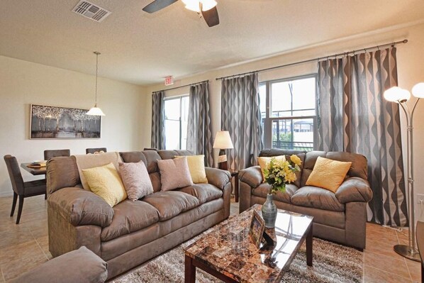 Living area - Casa Maravilhosa na Disney (Kissimmee)