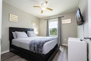 4 bedrooms, iron/ironing board, WiFi, bed sheets - Casa Maravilhosa na Disney (Kissimmee)