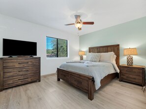 1 Schlafzimmer, Bügeleisen/Bügelbrett, Reisekinderbett, kostenloses WLAN