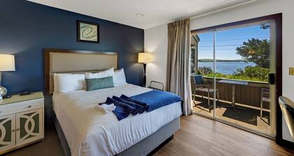 Double Queen Room with Ocean View!