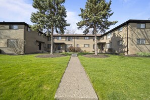 Exterior -  4-Bed Sanctuary in Vibrant Birmingham (Birmingham)