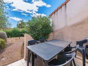 Outdoor dining - T3 à 3 min de la plage & 28 km de Porto Vecchio (Sari-Solenzara)