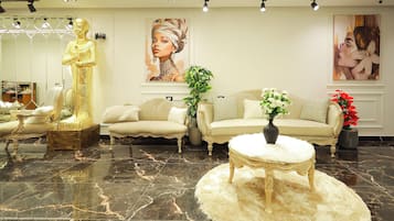 Sala de estar en el lobby