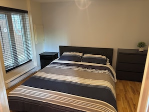 1 bedroom, WiFi, bed sheets