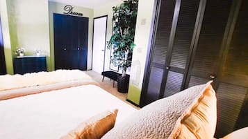 3 bedrooms, iron/ironing board, free WiFi, bed sheets