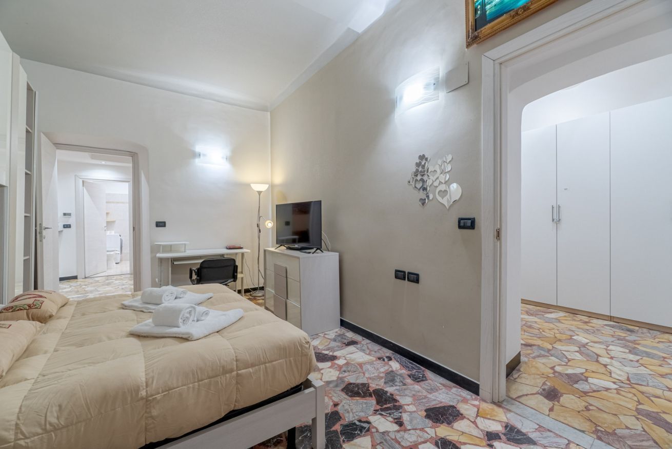 3 chambres, fer et planche à repasser, Wi-Fi, draps fournis