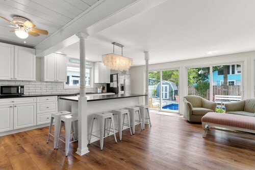 Dog Friendly Private Pool Dewey Beach 2nd Ocean Block Home