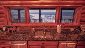 Interior - Wisconsin Log Cabin Lodge | Sleeps 16 (Cassville)