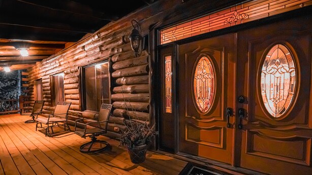 Property grounds - Wisconsin Log Cabin Lodge | Sleeps 16 (Cassville)