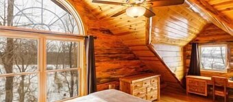 Wisconsin Luxury Log Mansion | Sleeps 15