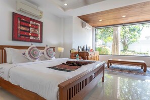 4 habitaciones, tabla de planchar con plancha, wifi y ropa de cama 