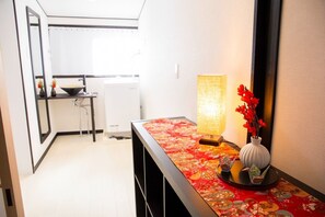 Interior - Super clean2 lines available4 minutes to Tamade and Kishinosatotamade Station7 minutes to Namba - Asuka II / Osaka Ōsaka (Osaka)