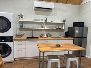Fridge, microwave, stovetop, coffee/tea maker