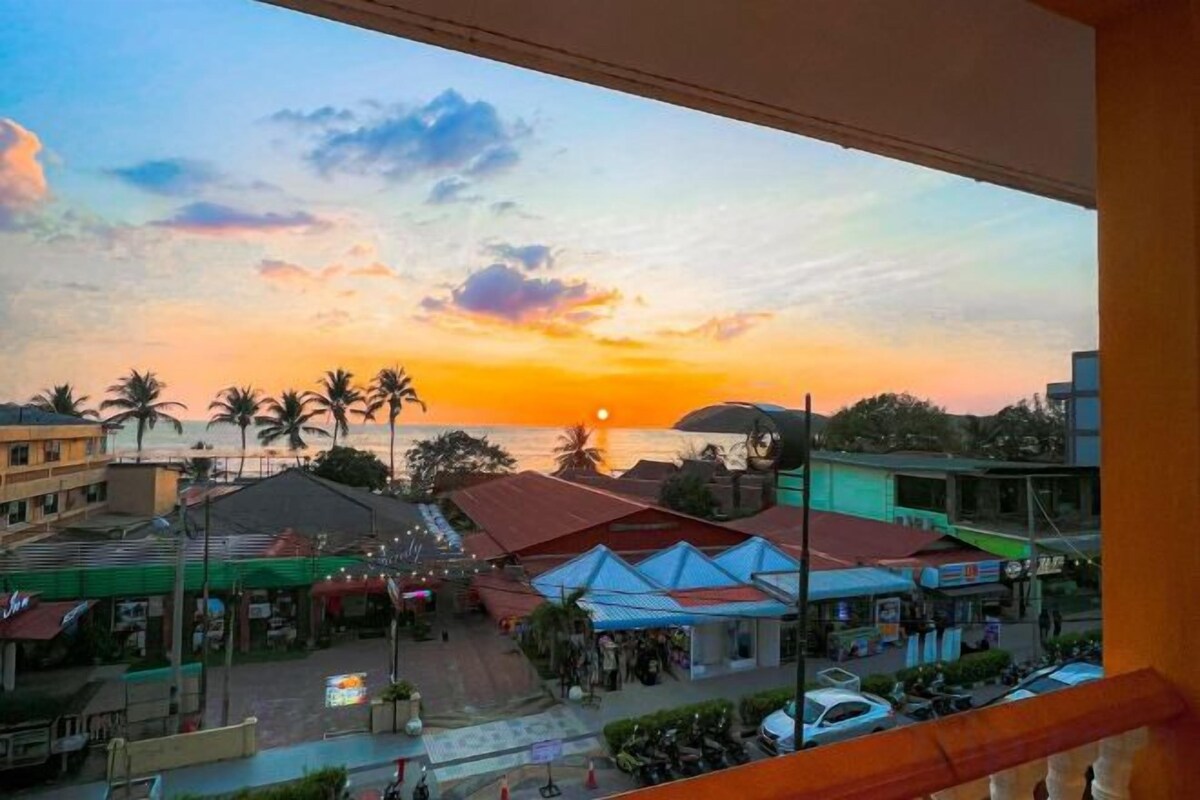 Deluxe Room Seaview
