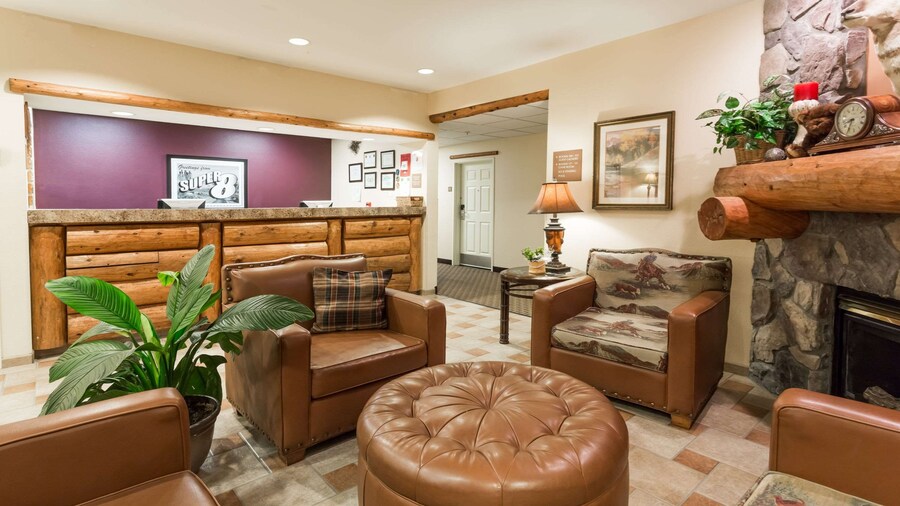 Super 8 by Wyndham Wheatland Wyoming