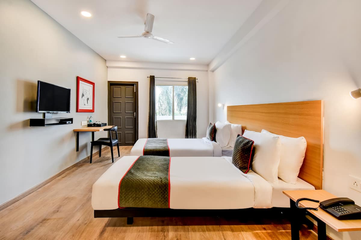 Deluxe Double Room | Desk, free WiFi