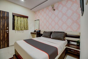 Room - OYO Collection O Golden Tulipz Boutique (Mumbai)