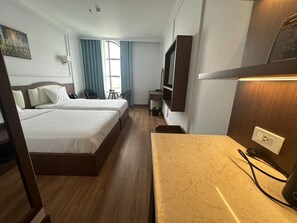 家庭房 | 遮光窗帘、免费 WiFi