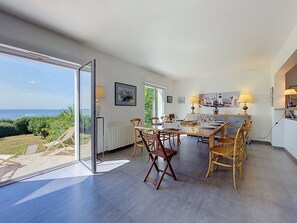 Dining - Ruilh Avel by Interhome (Le Pouldu)