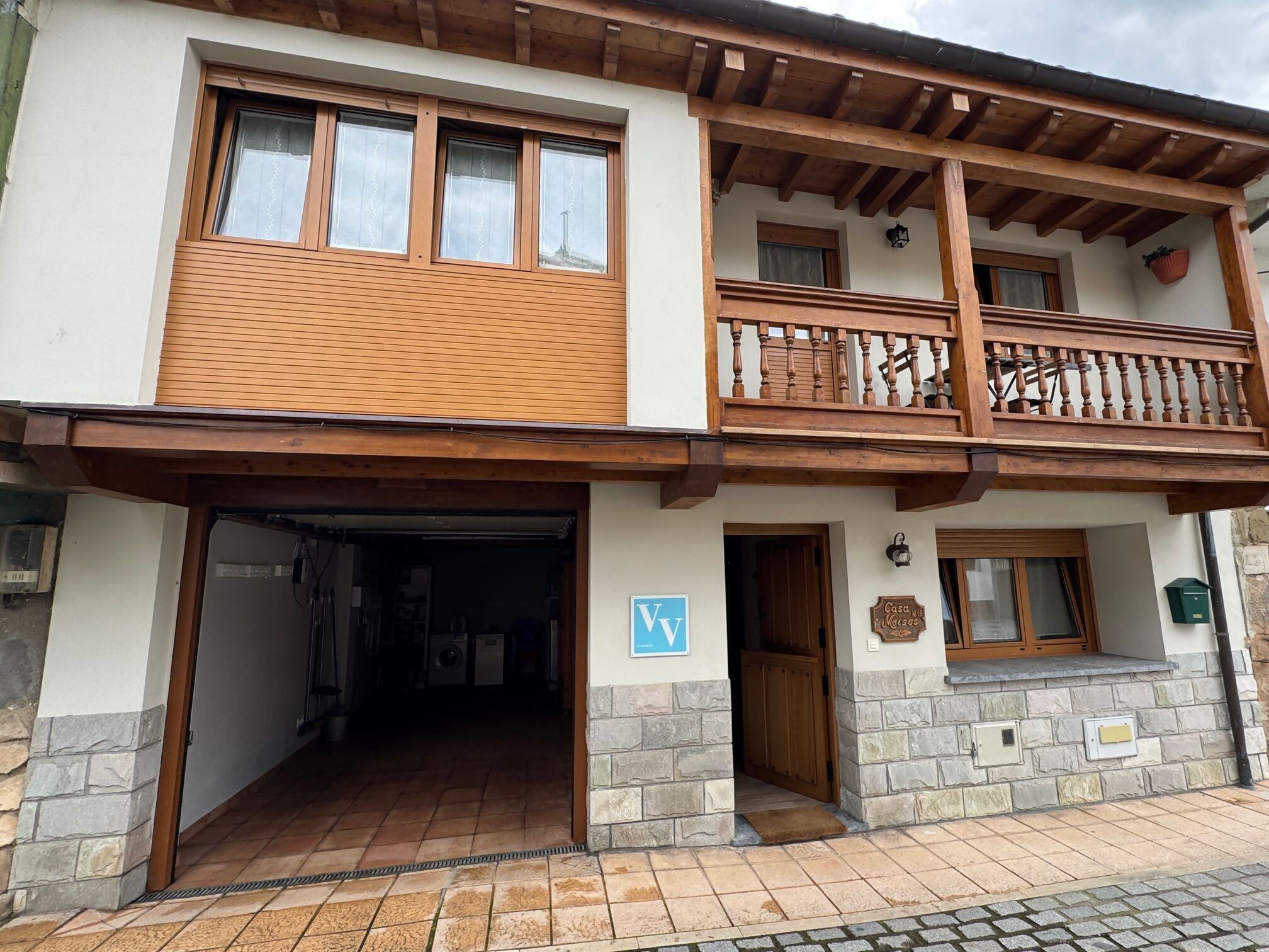 تفاصيل الفندق من الخارج