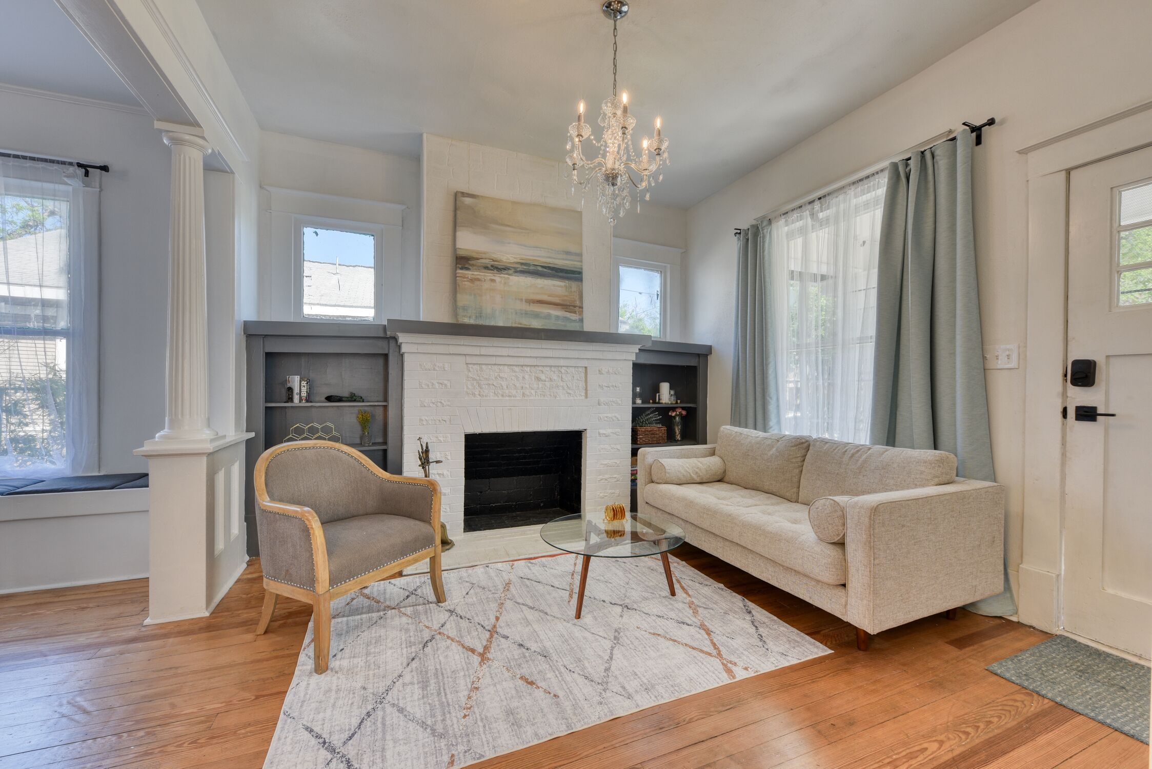 King William historic home, steps from downtown, Alamo, Blue Star Complex!