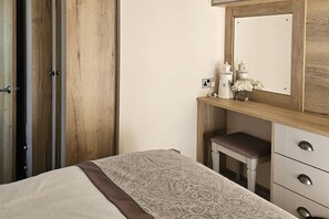2 Schlafzimmer, Bügeleisen/Bügelbrett, WLAN, Bettwäsche