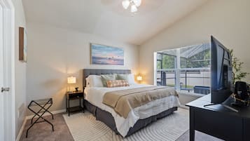 3 dormitorios, tabla de planchar con plancha, cuna de viaje