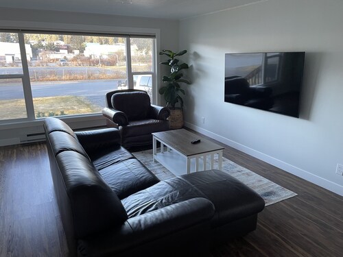 Single unit duplex in Kodiak